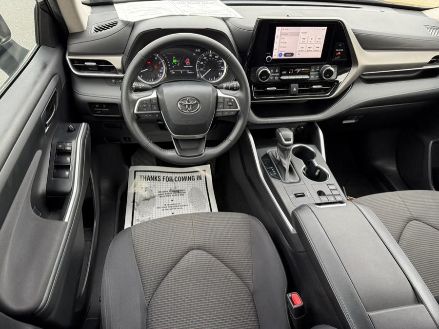 2023 Toyota Highlander LE FWD (Natl), available for sale in Brooklyn, New York | Worlds Best Auto Inc. Brooklyn, New York 2023 Toyota Highlander LE FWD (Natl), available for sale in Brooklyn, New York | Worlds Best Auto Inc. Brooklyn, New York