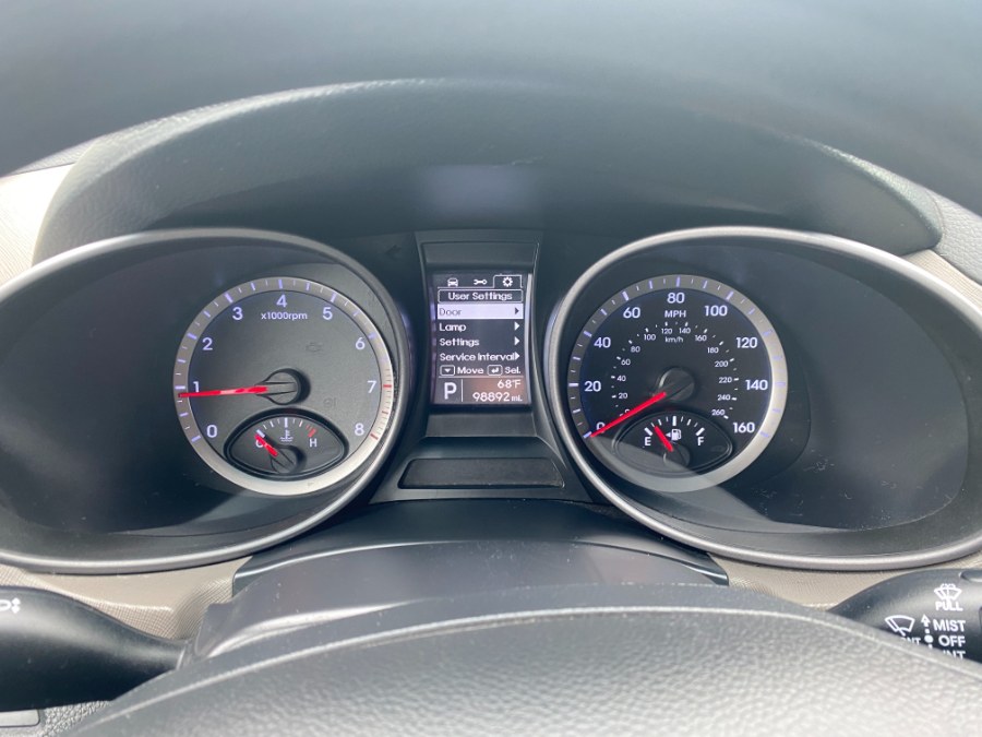 2014 Hyundai Santa Fe Sport AWD 4dr 2.4, available for sale in Middle Village, New York | Middle Village Motors . Middle Village, New York 2014 Hyundai Santa Fe Sport AWD 4dr 2.4, available for sale in Middle Village, New York | Middle Village Motors . Middle Village, New York