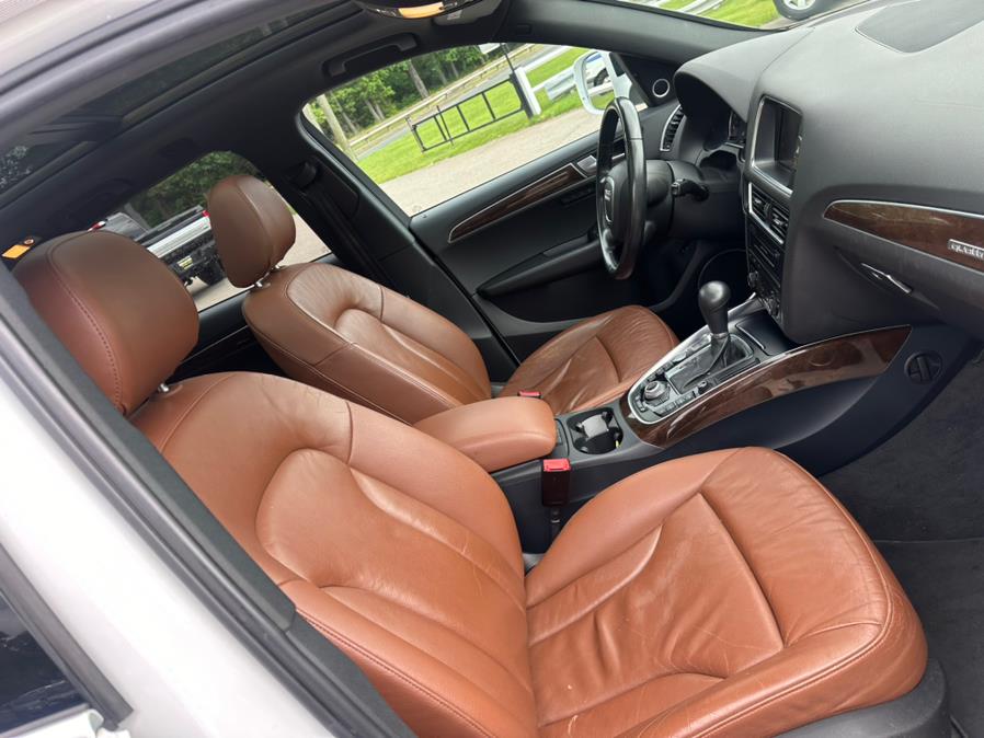 2011 Audi Q5 quattro 4dr 3.2L Prestige, available for sale in South Windsor, Connecticut | Mike And Tony Auto Sales, Inc. South Windsor, Connecticut 2011 Audi Q5 quattro 4dr 3.2L Prestige, available for sale in South Windsor, Connecticut | Mike And Tony Auto Sales, Inc. South Windsor, Connecticut
