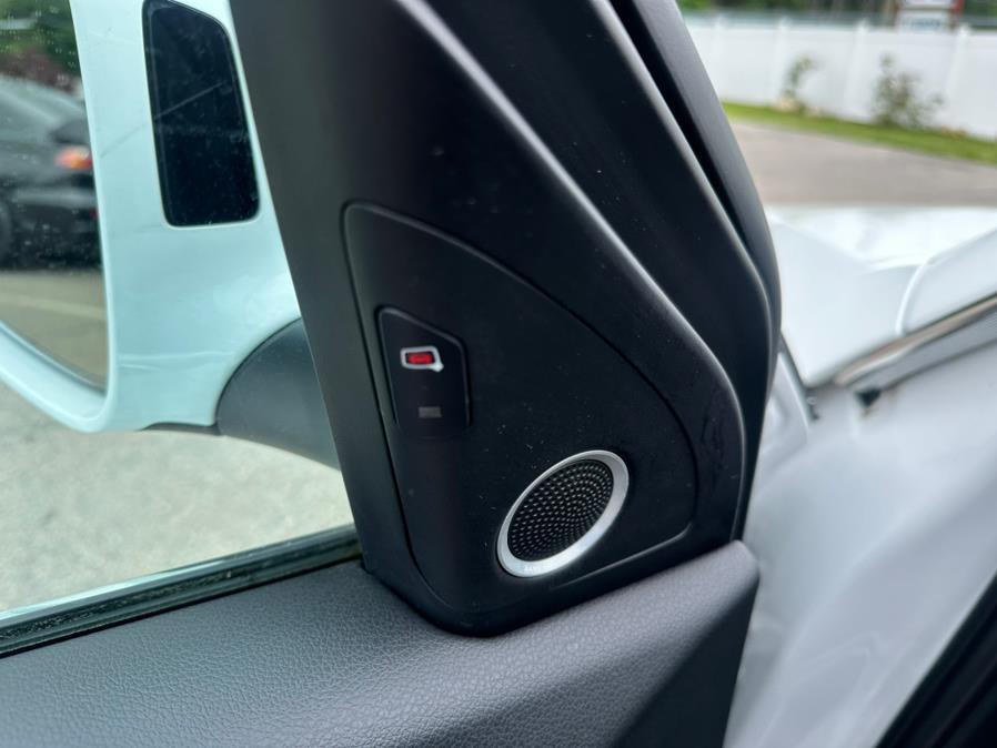 2011 Audi Q5 quattro 4dr 3.2L Prestige, available for sale in South Windsor, Connecticut | Mike And Tony Auto Sales, Inc. South Windsor, Connecticut 2011 Audi Q5 quattro 4dr 3.2L Prestige, available for sale in South Windsor, Connecticut | Mike And Tony Auto Sales, Inc. South Windsor, Connecticut