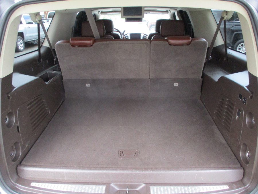 2016 Chevrolet Suburban 4WD 4dr 1500 LTZ, available for sale in Suffield, Connecticut | Suffield Auto LLC. Suffield, Connecticut 2016 Chevrolet Suburban 4WD 4dr 1500 LTZ, available for sale in Suffield, Connecticut | Suffield Auto LLC. Suffield, Connecticut
