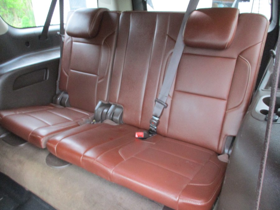 2016 Chevrolet Suburban 4WD 4dr 1500 LTZ, available for sale in Suffield, Connecticut | Suffield Auto LLC. Suffield, Connecticut 2016 Chevrolet Suburban 4WD 4dr 1500 LTZ, available for sale in Suffield, Connecticut | Suffield Auto LLC. Suffield, Connecticut