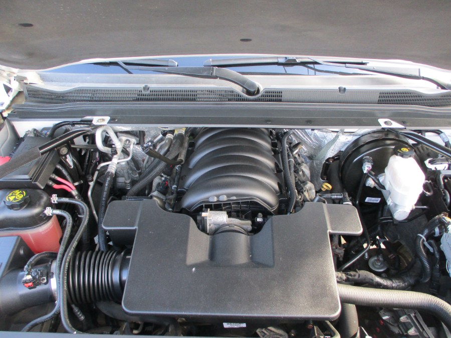 2016 Chevrolet Suburban 4WD 4dr 1500 LTZ, available for sale in Suffield, Connecticut | Suffield Auto LLC. Suffield, Connecticut 2016 Chevrolet Suburban 4WD 4dr 1500 LTZ, available for sale in Suffield, Connecticut | Suffield Auto LLC. Suffield, Connecticut