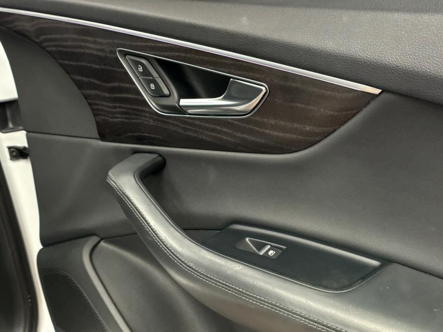 2022 Audi Q7 Premium Plus 55 TFSI quattro, available for sale in Massapequa Park, New York | Power Motors East. Massapequa Park, New York 2022 Audi Q7 Premium Plus 55 TFSI quattro, available for sale in Massapequa Park, New York | Power Motors East. Massapequa Park, New York
