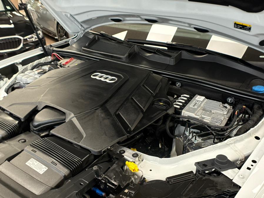 2022 Audi Q7 Premium Plus 55 TFSI quattro, available for sale in Massapequa Park, New York | Power Motors East. Massapequa Park, New York 2022 Audi Q7 Premium Plus 55 TFSI quattro, available for sale in Massapequa Park, New York | Power Motors East. Massapequa Park, New York