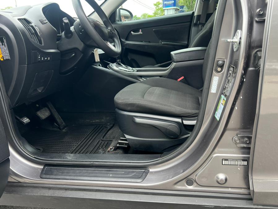 2012 Kia Sportage AWD 4dr LX, available for sale in Swansea, Massachusetts | Gas On The Run. Swansea, Massachusetts 2012 Kia Sportage AWD 4dr LX, available for sale in Swansea, Massachusetts | Gas On The Run. Swansea, Massachusetts