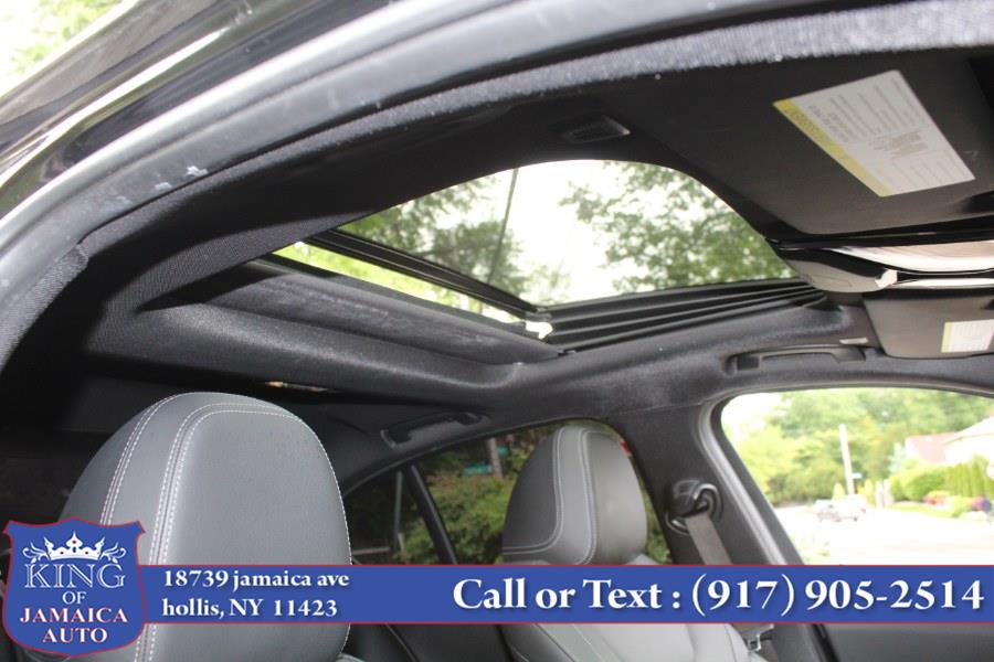 2022 BMW 3 Series 330i xDrive Sedan North America, available for sale in Hollis, New York | King of Jamaica Auto Inc. Hollis, New York 2022 BMW 3 Series 330i xDrive Sedan North America, available for sale in Hollis, New York | King of Jamaica Auto Inc. Hollis, New York