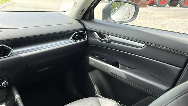 2022 Mazda Cx-5 2.5 S Select Package, available for sale in Avon, Connecticut | Sullivan Automotive Group. Avon, Connecticut 2022 Mazda Cx-5 2.5 S Select Package, available for sale in Avon, Connecticut | Sullivan Automotive Group. Avon, Connecticut
