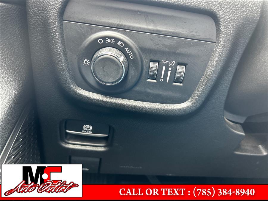 2023 Jeep Grand Cherokee L Altitude 4x4, available for sale in Colby, Kansas | M C Auto Outlet Inc. Colby, Kansas 2023 Jeep Grand Cherokee L Altitude 4x4, available for sale in Colby, Kansas | M C Auto Outlet Inc. Colby, Kansas