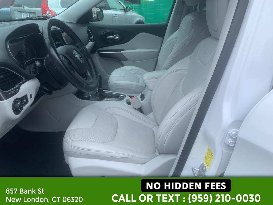 2019 Jeep Cherokee Limited 4x4, available for sale in New London, Connecticut | McAvoy Inc dba Town Hill Auto. New London, Connecticut 2019 Jeep Cherokee Limited 4x4, available for sale in New London, Connecticut | McAvoy Inc dba Town Hill Auto. New London, Connecticut