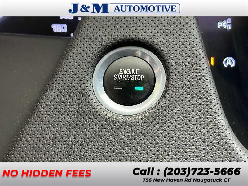 2017 Cadillac Ct6 Luxury AWD, available for sale in Naugatuck, Connecticut | J&M Automotive Sls&Svc LLC. Naugatuck, Connecticut 2017 Cadillac Ct6 Luxury AWD, available for sale in Naugatuck, Connecticut | J&M Automotive Sls&Svc LLC. Naugatuck, Connecticut
