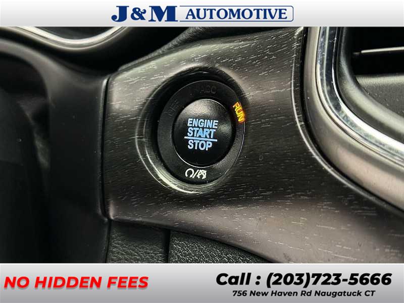 2017 Jeep Grand Cherokee Altitude, available for sale in Naugatuck, Connecticut | J&M Automotive Sls&Svc LLC. Naugatuck, Connecticut 2017 Jeep Grand Cherokee Altitude, available for sale in Naugatuck, Connecticut | J&M Automotive Sls&Svc LLC. Naugatuck, Connecticut