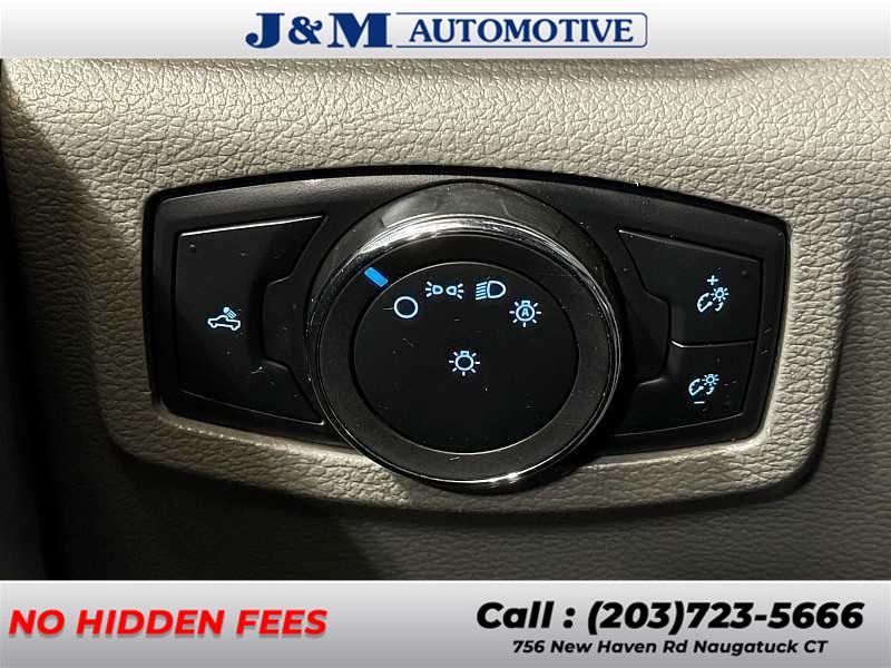 2019 Ford Super Duty F-250 Srw XL, available for sale in Naugatuck, Connecticut | J&M Automotive Sls&Svc LLC. Naugatuck, Connecticut 2019 Ford Super Duty F-250 Srw XL, available for sale in Naugatuck, Connecticut | J&M Automotive Sls&Svc LLC. Naugatuck, Connecticut