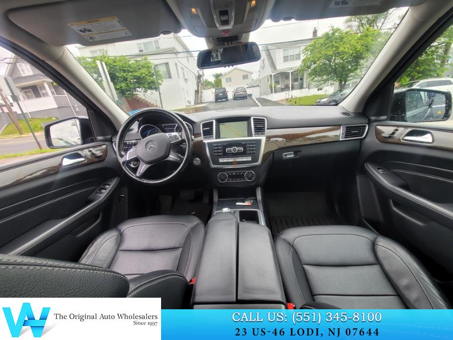 2015 Mercedes-Benz M-Class 4MATIC 4dr ML 350, available for sale in Lodi, New Jersey | AW Auto & Truck Wholesalers, Inc. Lodi, New Jersey 2015 Mercedes-Benz M-Class 4MATIC 4dr ML 350, available for sale in Lodi, New Jersey | AW Auto & Truck Wholesalers, Inc. Lodi, New Jersey