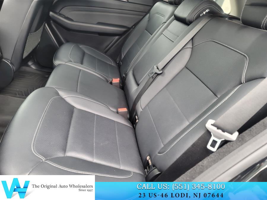 2015 Mercedes-Benz M-Class 4MATIC 4dr ML 350, available for sale in Lodi, New Jersey | AW Auto & Truck Wholesalers, Inc. Lodi, New Jersey 2015 Mercedes-Benz M-Class 4MATIC 4dr ML 350, available for sale in Lodi, New Jersey | AW Auto & Truck Wholesalers, Inc. Lodi, New Jersey