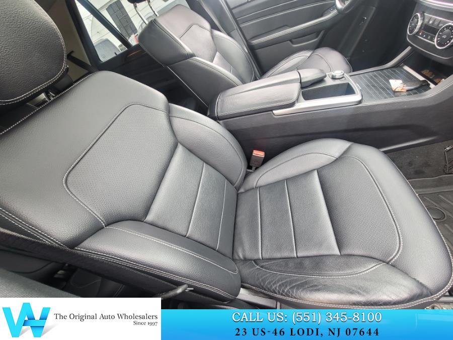 2015 Mercedes-Benz M-Class 4MATIC 4dr ML 350, available for sale in Lodi, New Jersey | AW Auto & Truck Wholesalers, Inc. Lodi, New Jersey 2015 Mercedes-Benz M-Class 4MATIC 4dr ML 350, available for sale in Lodi, New Jersey | AW Auto & Truck Wholesalers, Inc. Lodi, New Jersey