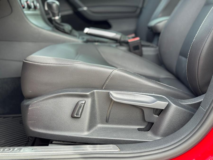 2015 Volkswagen Golf Sportwagen SE, available for sale in Darien, Wisconsin | Geneva Motor Cars. Darien, Wisconsin 2015 Volkswagen Golf Sportwagen SE, available for sale in Darien, Wisconsin | Geneva Motor Cars. Darien, Wisconsin