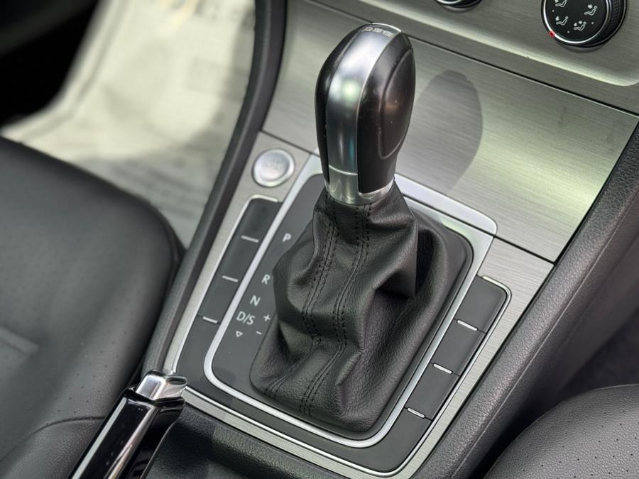2015 Volkswagen Golf Sportwagen SE, available for sale in Darien, Wisconsin | Geneva Motor Cars. Darien, Wisconsin 2015 Volkswagen Golf Sportwagen SE, available for sale in Darien, Wisconsin | Geneva Motor Cars. Darien, Wisconsin