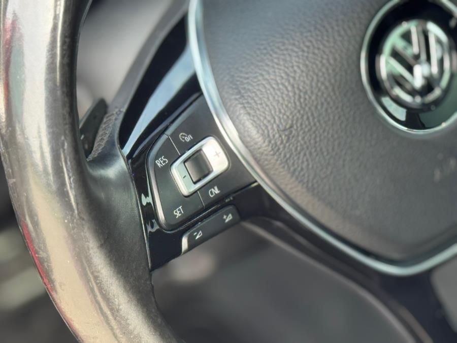 2015 Volkswagen Golf Sportwagen SE, available for sale in Darien, Wisconsin | Geneva Motor Cars. Darien, Wisconsin 2015 Volkswagen Golf Sportwagen SE, available for sale in Darien, Wisconsin | Geneva Motor Cars. Darien, Wisconsin