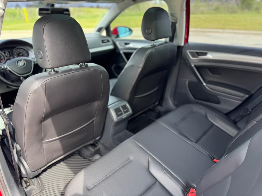 2015 Volkswagen Golf Sportwagen SE, available for sale in Darien, Wisconsin | Geneva Motor Cars. Darien, Wisconsin 2015 Volkswagen Golf Sportwagen SE, available for sale in Darien, Wisconsin | Geneva Motor Cars. Darien, Wisconsin