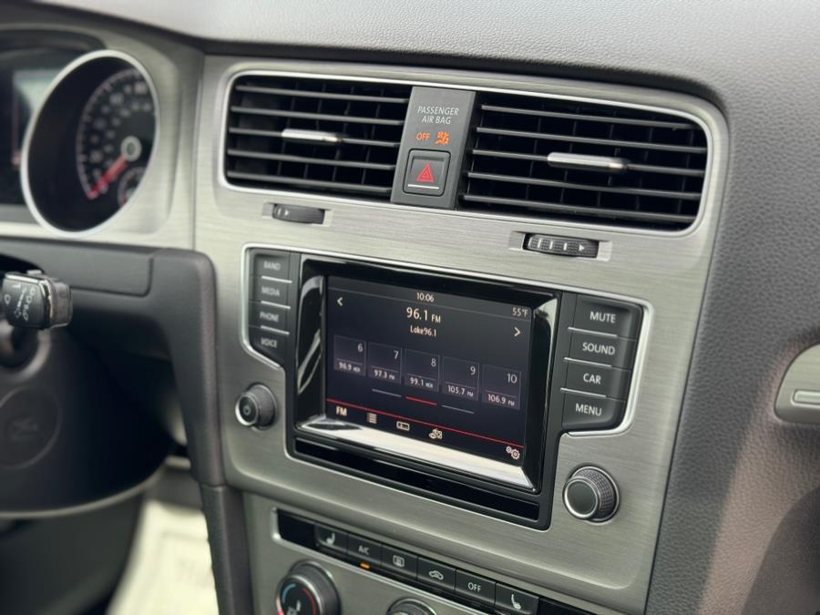 2015 Volkswagen Golf Sportwagen SE, available for sale in Darien, Wisconsin | Geneva Motor Cars. Darien, Wisconsin 2015 Volkswagen Golf Sportwagen SE, available for sale in Darien, Wisconsin | Geneva Motor Cars. Darien, Wisconsin