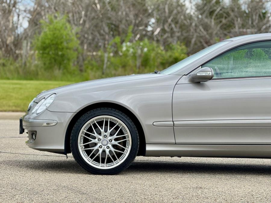 2008 Mercedes-benz Clk CLK 350, available for sale in Darien, Wisconsin | Geneva Motor Cars. Darien, Wisconsin 2008 Mercedes-benz Clk CLK 350, available for sale in Darien, Wisconsin | Geneva Motor Cars. Darien, Wisconsin