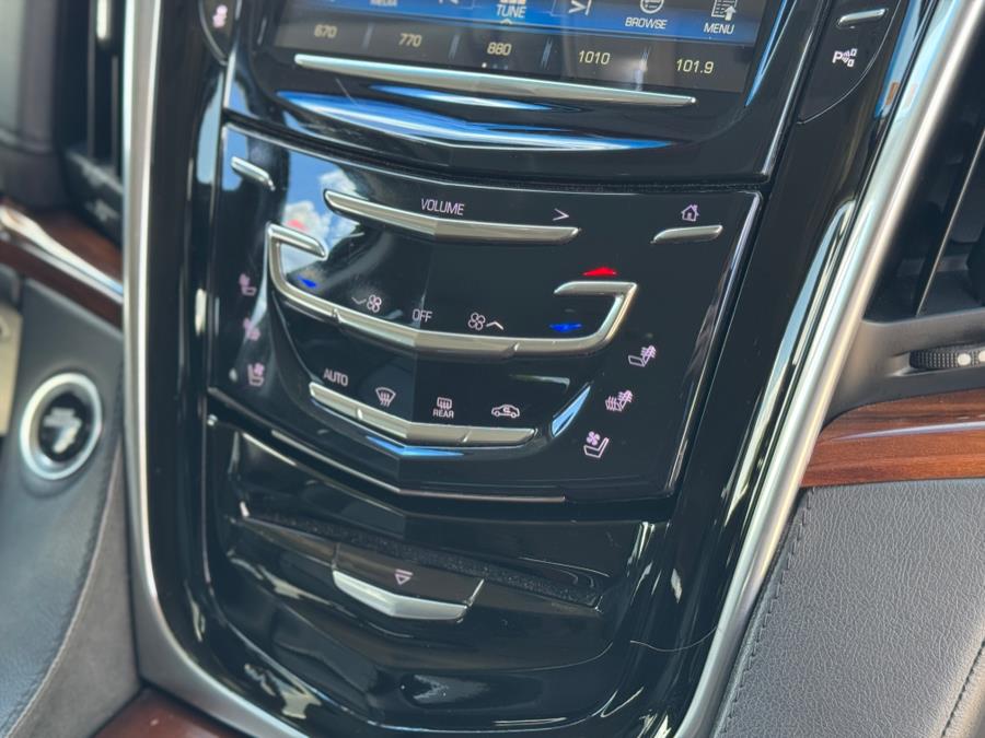 2019 Cadillac Escalade Esv Base, available for sale in Darien, Wisconsin | Geneva Motor Cars. Darien, Wisconsin 2019 Cadillac Escalade Esv Base, available for sale in Darien, Wisconsin | Geneva Motor Cars. Darien, Wisconsin