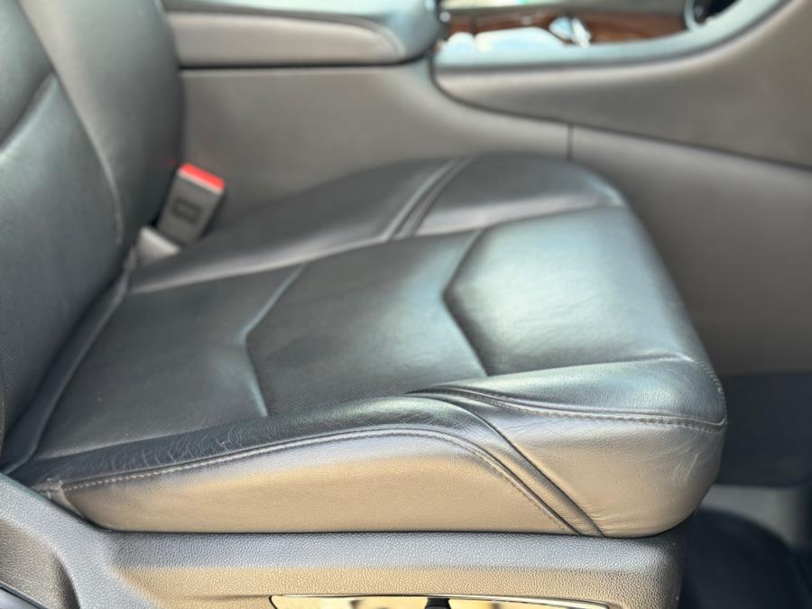 2019 Cadillac Escalade Esv Base, available for sale in Darien, Wisconsin | Geneva Motor Cars. Darien, Wisconsin 2019 Cadillac Escalade Esv Base, available for sale in Darien, Wisconsin | Geneva Motor Cars. Darien, Wisconsin