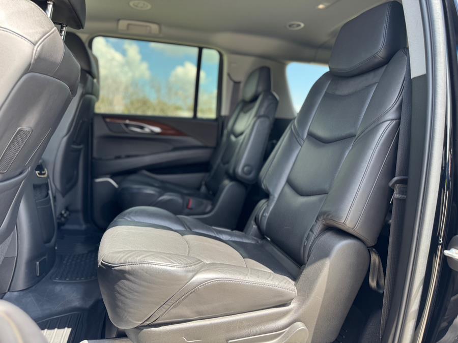 2019 Cadillac Escalade Esv Base, available for sale in Darien, Wisconsin | Geneva Motor Cars. Darien, Wisconsin 2019 Cadillac Escalade Esv Base, available for sale in Darien, Wisconsin | Geneva Motor Cars. Darien, Wisconsin