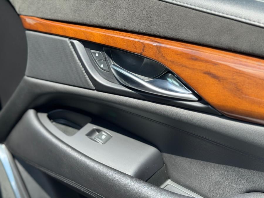 2019 Cadillac Escalade Esv Base, available for sale in Darien, Wisconsin | Geneva Motor Cars. Darien, Wisconsin 2019 Cadillac Escalade Esv Base, available for sale in Darien, Wisconsin | Geneva Motor Cars. Darien, Wisconsin