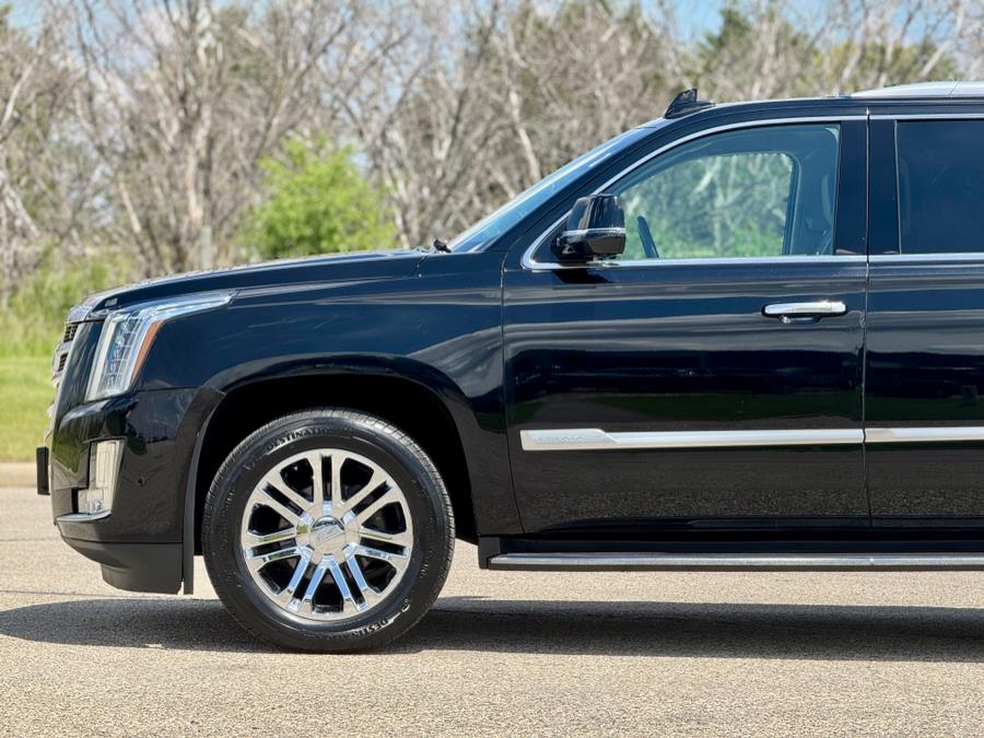2019 Cadillac Escalade Esv Base, available for sale in Darien, Wisconsin | Geneva Motor Cars. Darien, Wisconsin 2019 Cadillac Escalade Esv Base, available for sale in Darien, Wisconsin | Geneva Motor Cars. Darien, Wisconsin