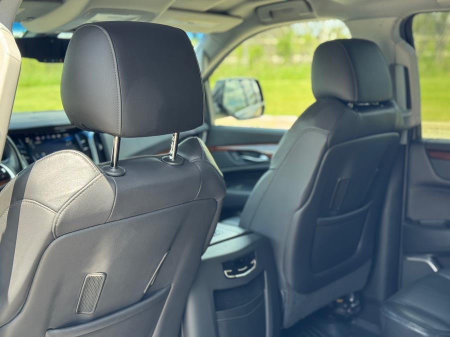 2019 Cadillac Escalade Esv Base, available for sale in Darien, Wisconsin | Geneva Motor Cars. Darien, Wisconsin 2019 Cadillac Escalade Esv Base, available for sale in Darien, Wisconsin | Geneva Motor Cars. Darien, Wisconsin