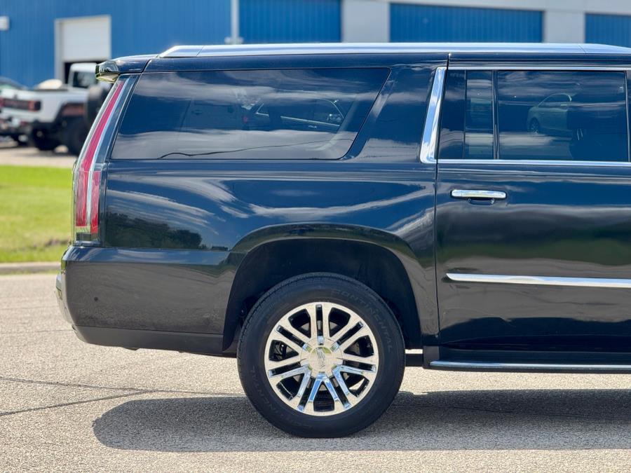 2019 Cadillac Escalade Esv Base, available for sale in Darien, Wisconsin | Geneva Motor Cars. Darien, Wisconsin 2019 Cadillac Escalade Esv Base, available for sale in Darien, Wisconsin | Geneva Motor Cars. Darien, Wisconsin
