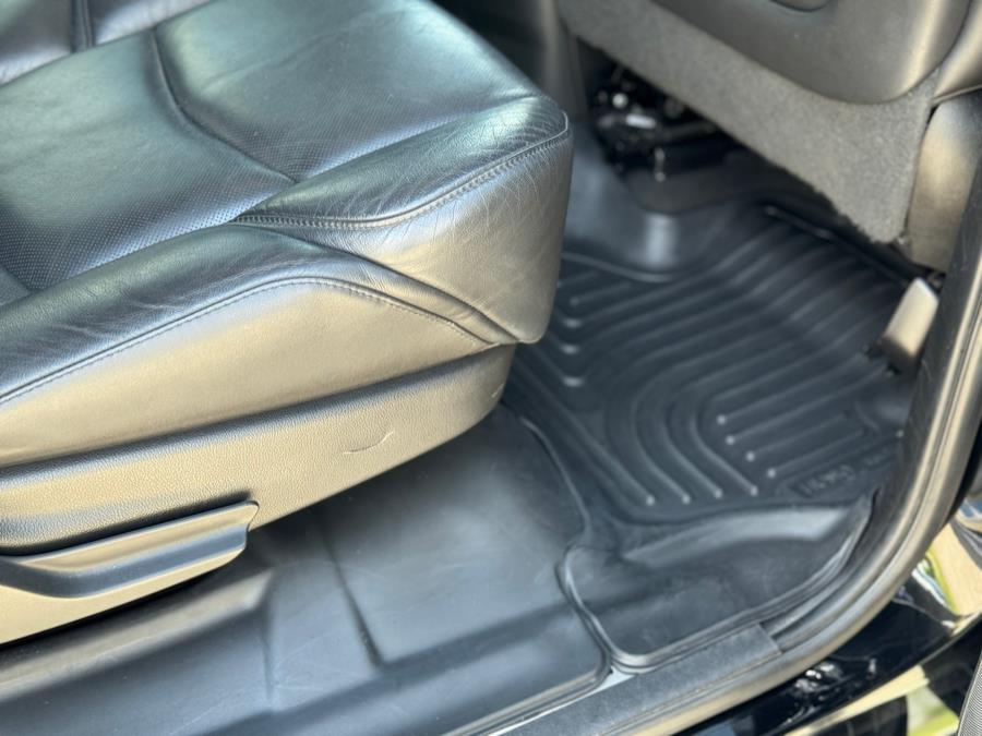 2019 Cadillac Escalade Esv Base, available for sale in Darien, Wisconsin | Geneva Motor Cars. Darien, Wisconsin 2019 Cadillac Escalade Esv Base, available for sale in Darien, Wisconsin | Geneva Motor Cars. Darien, Wisconsin