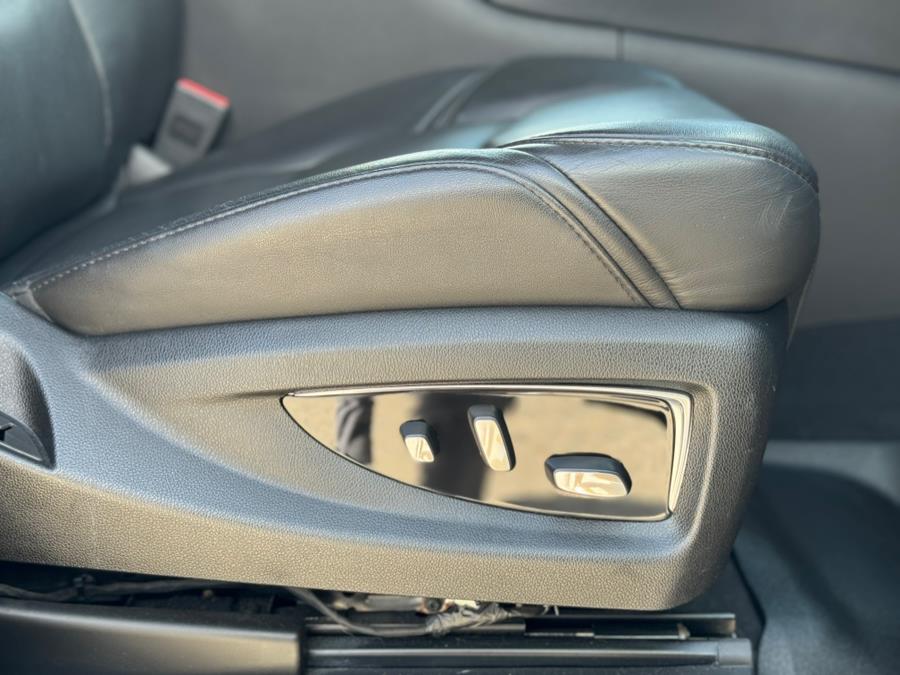 2019 Cadillac Escalade Esv Base, available for sale in Darien, Wisconsin | Geneva Motor Cars. Darien, Wisconsin 2019 Cadillac Escalade Esv Base, available for sale in Darien, Wisconsin | Geneva Motor Cars. Darien, Wisconsin