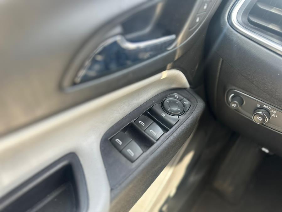 2022 Chevrolet Equinox AWD 4dr LT w/1LT, available for sale in Irvington, New Jersey | RT 603 Auto Mall. Irvington, New Jersey 2022 Chevrolet Equinox AWD 4dr LT w/1LT, available for sale in Irvington, New Jersey | RT 603 Auto Mall. Irvington, New Jersey