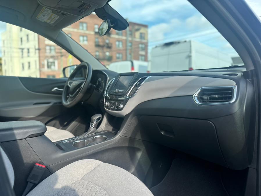 2022 Chevrolet Equinox AWD 4dr LT w/1LT, available for sale in Irvington, New Jersey | RT 603 Auto Mall. Irvington, New Jersey 2022 Chevrolet Equinox AWD 4dr LT w/1LT, available for sale in Irvington, New Jersey | RT 603 Auto Mall. Irvington, New Jersey