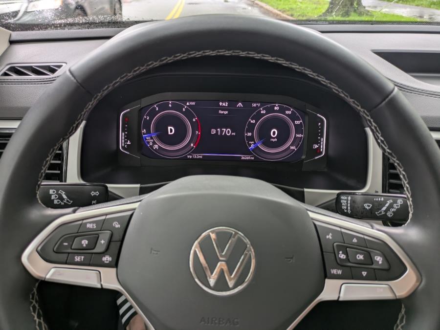 2023 Volkswagen Atlas 3.6L V6 SE w/Technology 4MOTION, available for sale in Long Island City, New York | Luxury Of Queens. Long Island City, New York 2023 Volkswagen Atlas 3.6L V6 SE w/Technology 4MOTION, available for sale in Long Island City, New York | Luxury Of Queens. Long Island City, New York