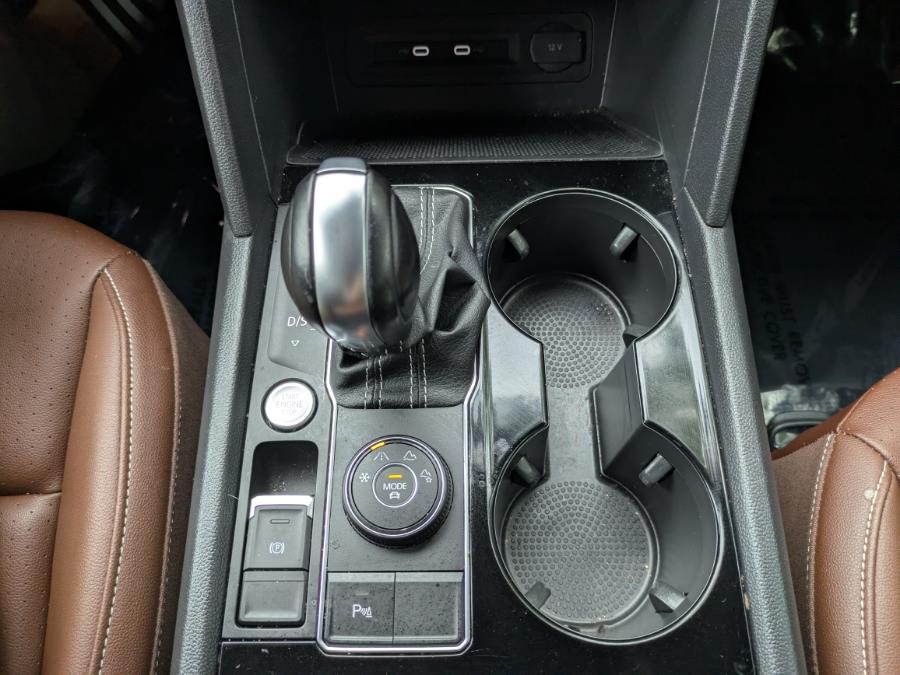 2023 Volkswagen Atlas 3.6L V6 SE w/Technology 4MOTION, available for sale in Long Island City, New York | Luxury Of Queens. Long Island City, New York 2023 Volkswagen Atlas 3.6L V6 SE w/Technology 4MOTION, available for sale in Long Island City, New York | Luxury Of Queens. Long Island City, New York