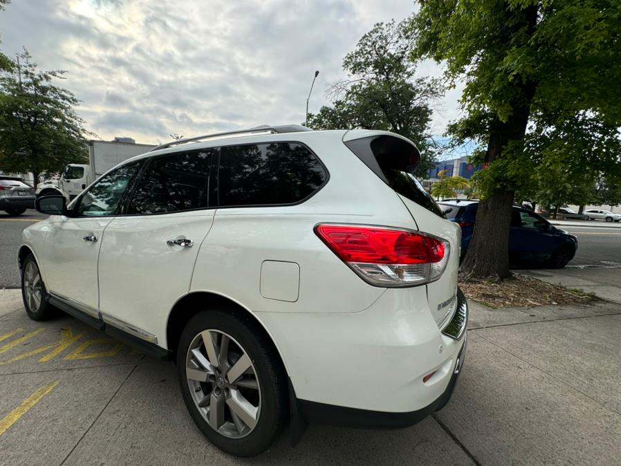 2016 Nissan Pathfinder 4WD 4dr Platinum, available for sale in Long Island City, New York | Luxury Of Queens. Long Island City, New York 2016 Nissan Pathfinder 4WD 4dr Platinum, available for sale in Long Island City, New York | Luxury Of Queens. Long Island City, New York
