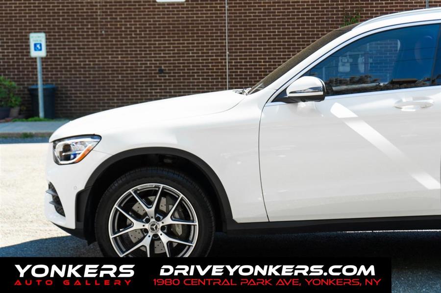2022 Mercedes-benz Glc GLC 300 4MATIC, available for sale in Woodside, New York | Drive Central. Woodside, New York 2022 Mercedes-benz Glc GLC 300 4MATIC, available for sale in Woodside, New York | Drive Central. Woodside, New York