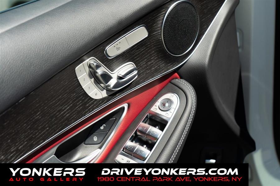 2022 Mercedes-benz Glc GLC 300 4MATIC, available for sale in Woodside, New York | Drive Central. Woodside, New York 2022 Mercedes-benz Glc GLC 300 4MATIC, available for sale in Woodside, New York | Drive Central. Woodside, New York
