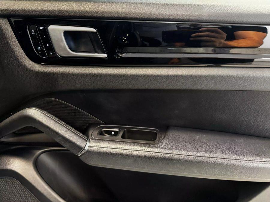 2020 Porsche Cayenne Sport Utility 4D, available for sale in Santa Ana, California | K&T Motor LLC. Santa Ana, California 2020 Porsche Cayenne Sport Utility 4D, available for sale in Santa Ana, California | K&T Motor LLC. Santa Ana, California