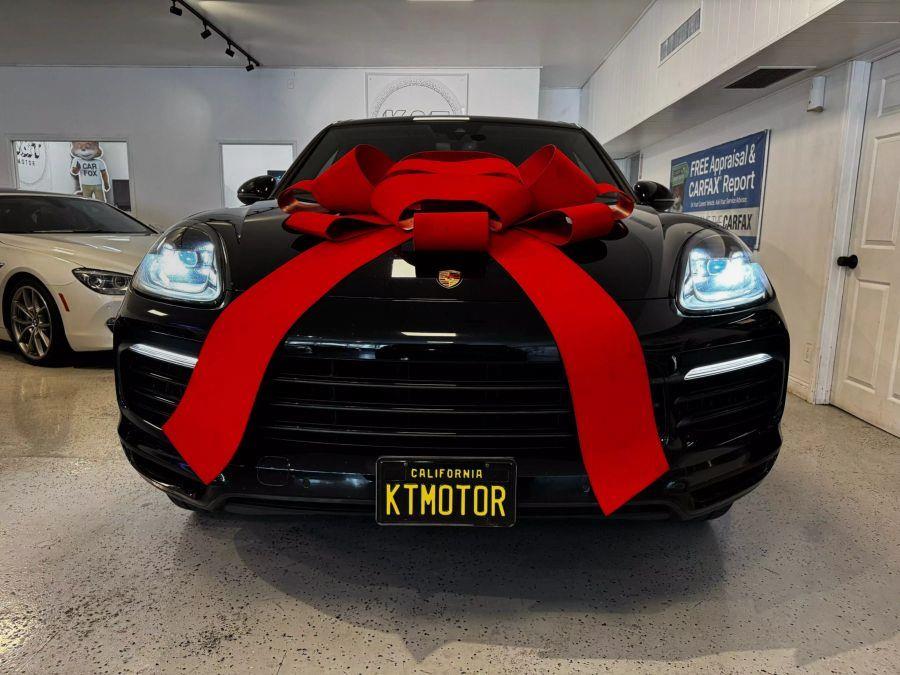 2020 Porsche Cayenne Sport Utility 4D, available for sale in Santa Ana, California | K&T Motor LLC. Santa Ana, California 2020 Porsche Cayenne Sport Utility 4D, available for sale in Santa Ana, California | K&T Motor LLC. Santa Ana, California
