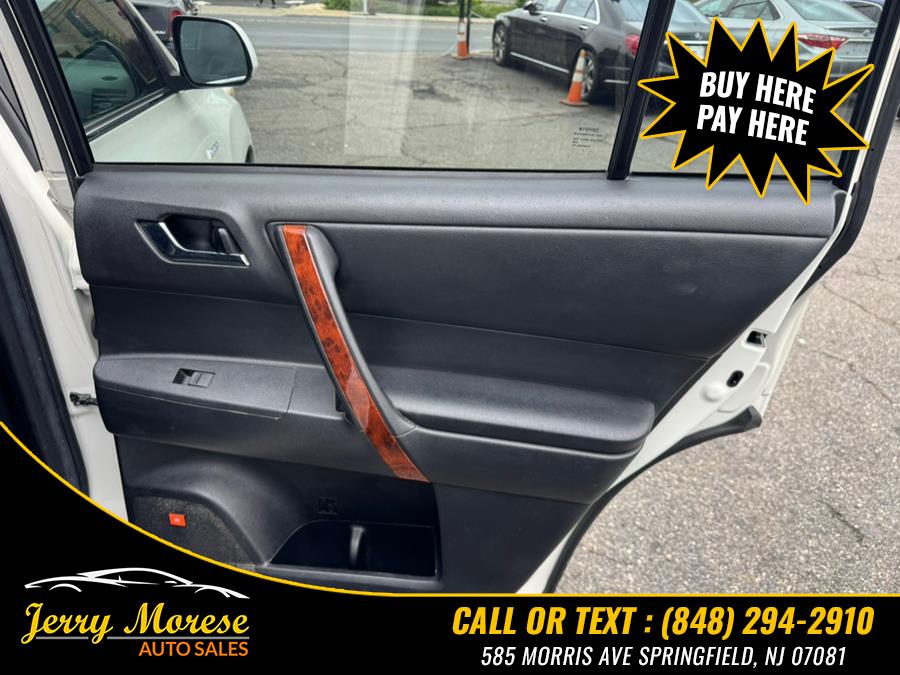 2012 Toyota Highlander 4WD 4dr V6 Limited (Natl), available for sale in Springfield, New Jersey | Jerry Morese Auto Sales. Springfield, New Jersey 2012 Toyota Highlander 4WD 4dr V6 Limited (Natl), available for sale in Springfield, New Jersey | Jerry Morese Auto Sales. Springfield, New Jersey