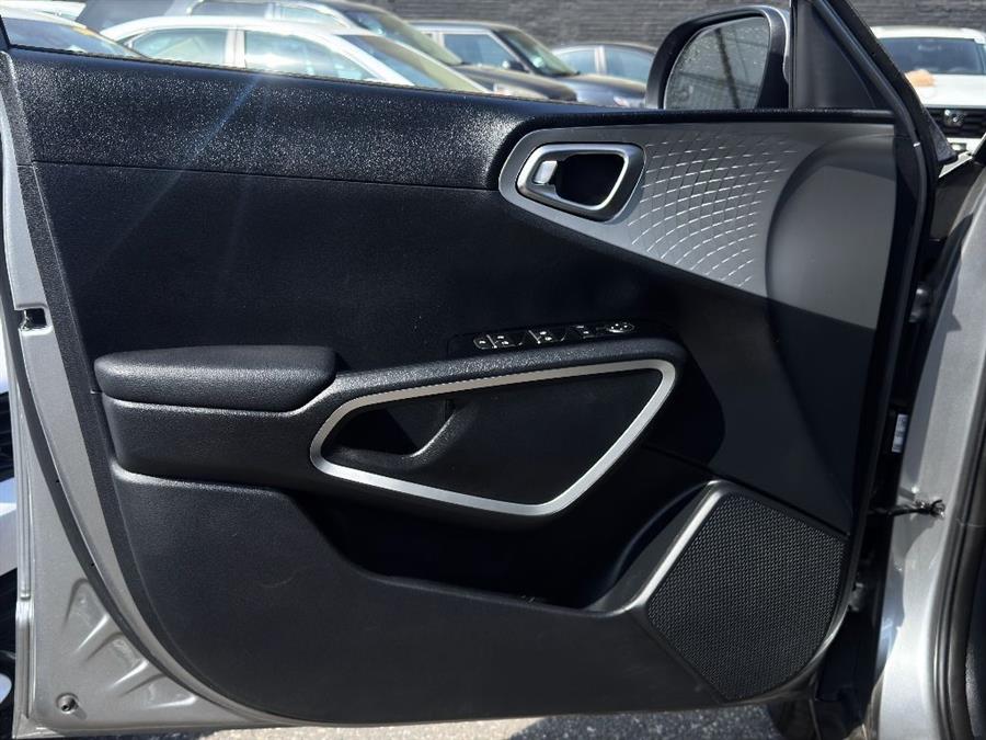 2022 Kia Soul LX, available for sale in Woodside, New York | Drive Central. Woodside, New York 2022 Kia Soul LX, available for sale in Woodside, New York | Drive Central. Woodside, New York