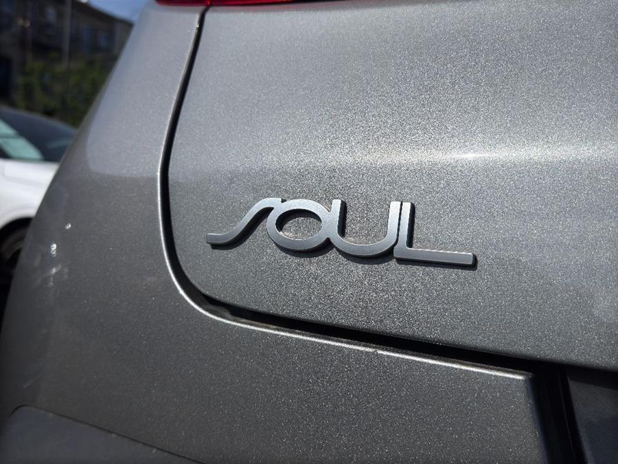 2022 Kia Soul LX, available for sale in Woodside, New York | Drive Central. Woodside, New York 2022 Kia Soul LX, available for sale in Woodside, New York | Drive Central. Woodside, New York