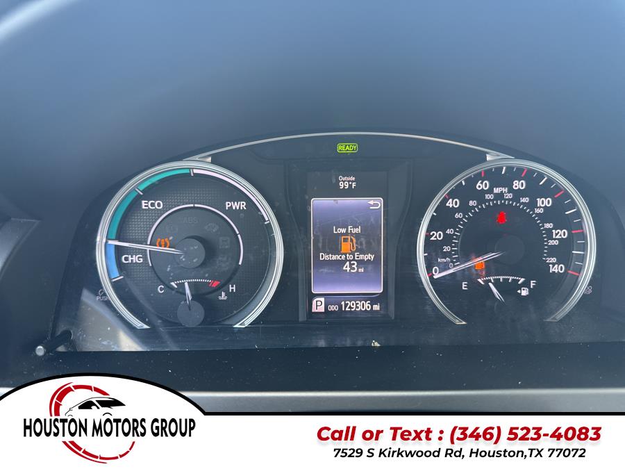 2016 Toyota Camry Hybrid 4dr Sdn SE (Natl), available for sale in Houston, Texas | Houston Motors Group LLC. Houston, Texas 2016 Toyota Camry Hybrid 4dr Sdn SE (Natl), available for sale in Houston, Texas | Houston Motors Group LLC. Houston, Texas