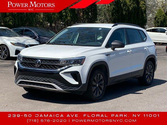 Used 2022 Volkswagen Taos in Floral Park, New York | Shop Auto NY. Floral Park, New York