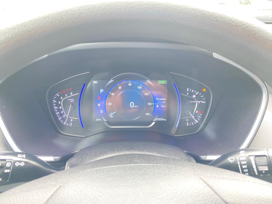 2020 Hyundai Santa Fe SEL 2.4L Auto AWD, available for sale in Union, New Jersey | Drive Auto Boutique. Union, New Jersey 2020 Hyundai Santa Fe SEL 2.4L Auto AWD, available for sale in Union, New Jersey | Drive Auto Boutique. Union, New Jersey